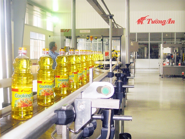 Cooking oil company Tường An sees profit up, revenue down this year